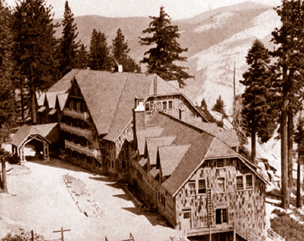 Glacier Point Hotel