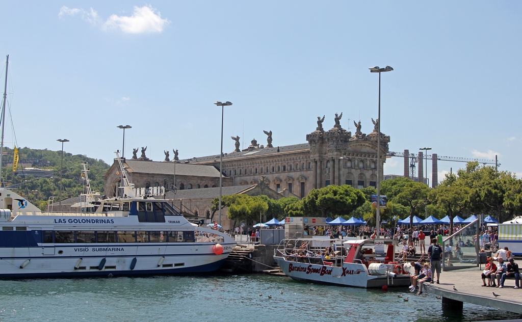 Customs House and Ferry