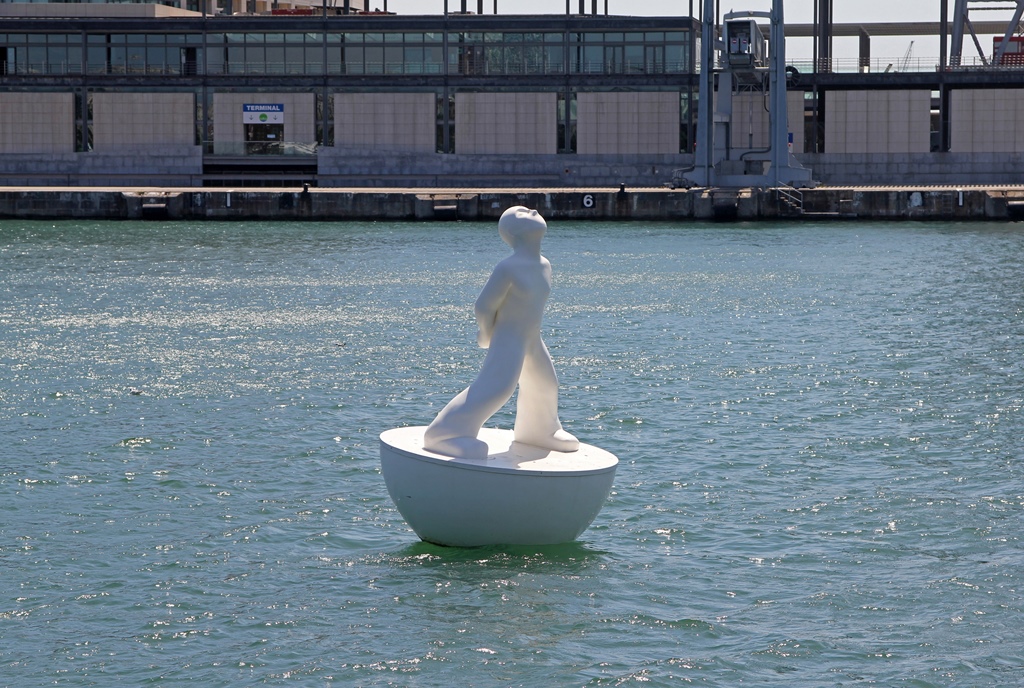 Floating Sculpture