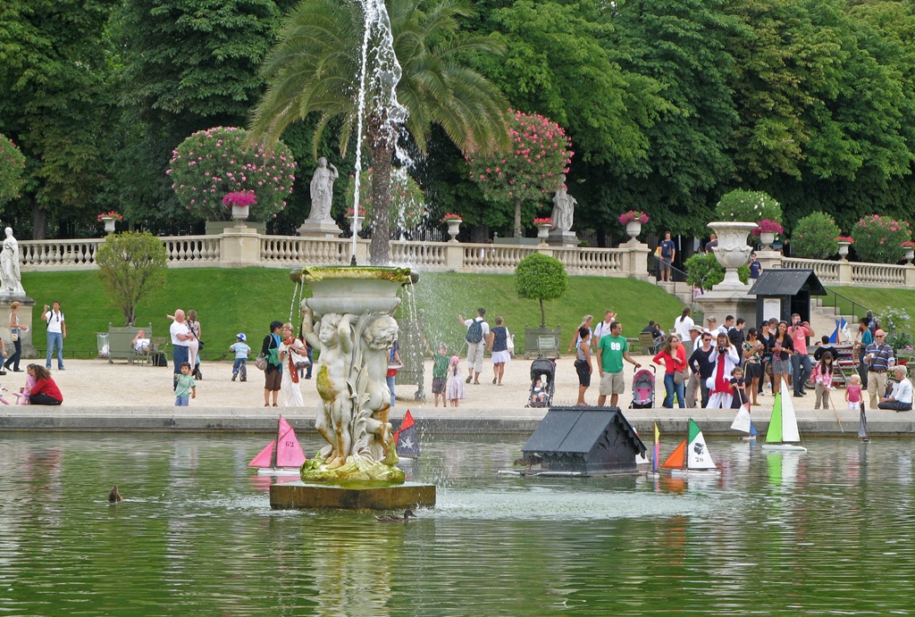Fountain, Octagonal Pool