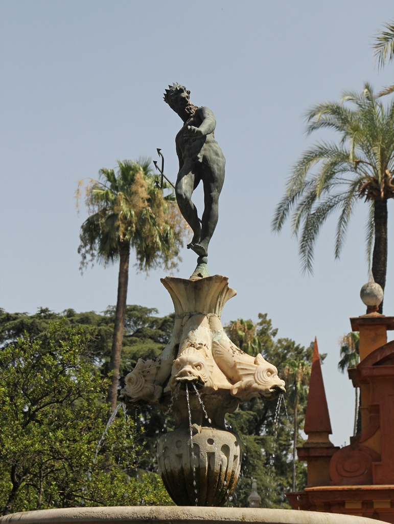 Neptune's Fountain, Damsels' Garden