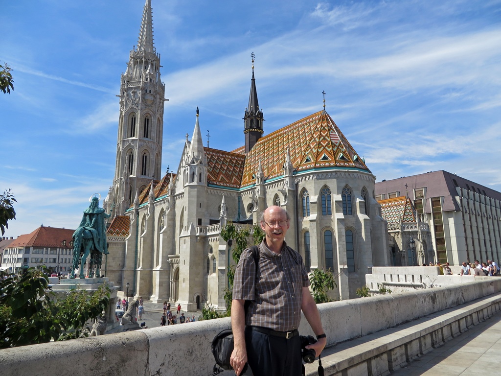 Bob with Matthias Church and St. Stephen Statue
