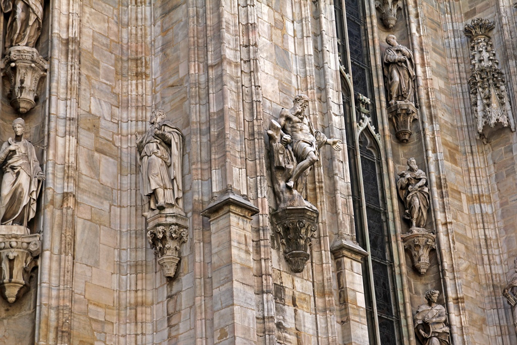 Statues on Wall