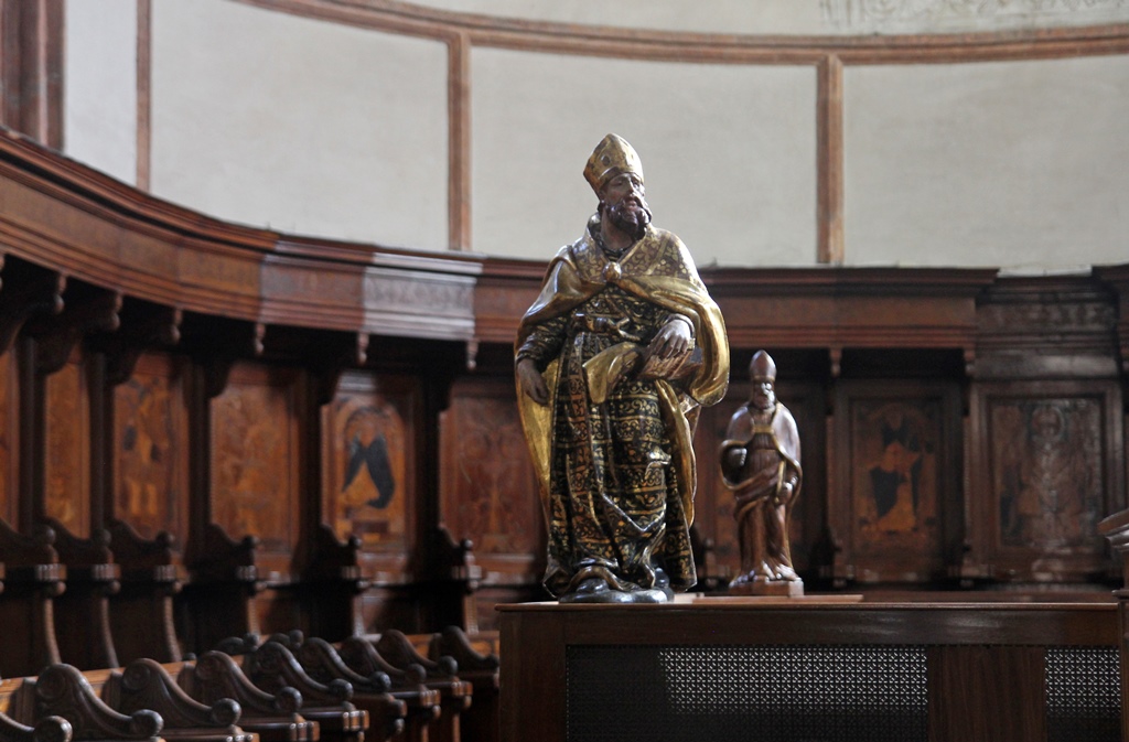 Figure, Main Altar