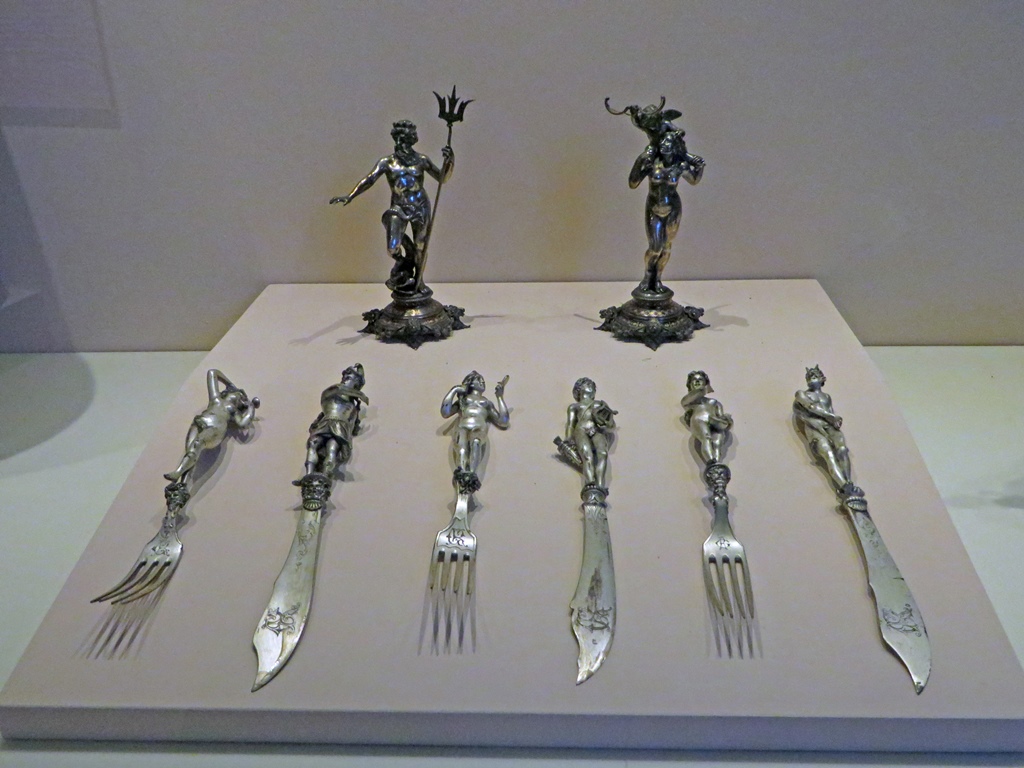Dinner Service