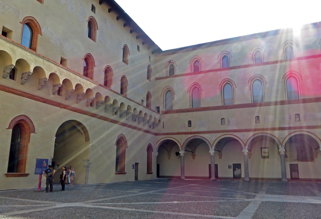 Cortile della Rocchetta
