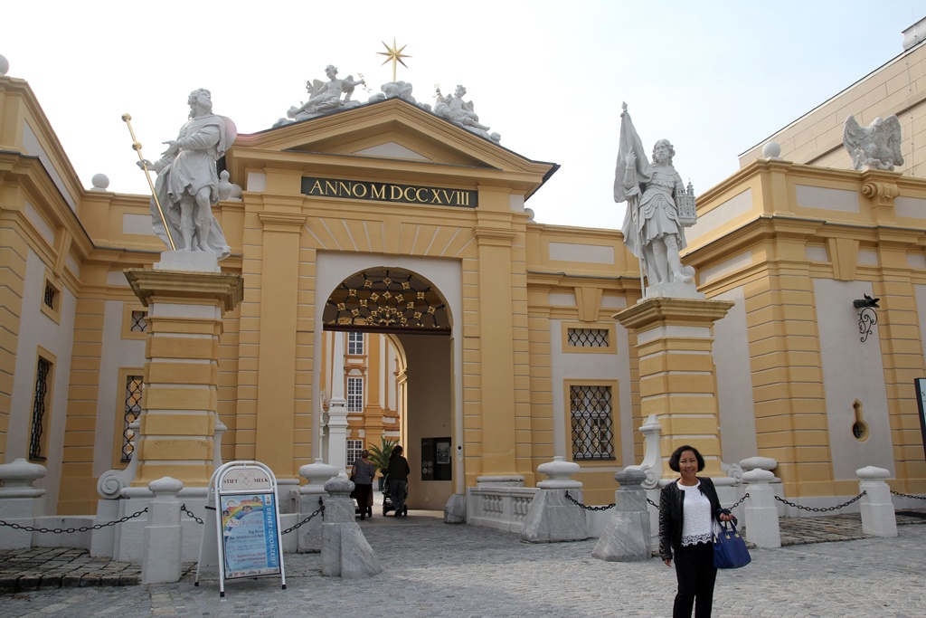 Nella and Abbey Front Gate