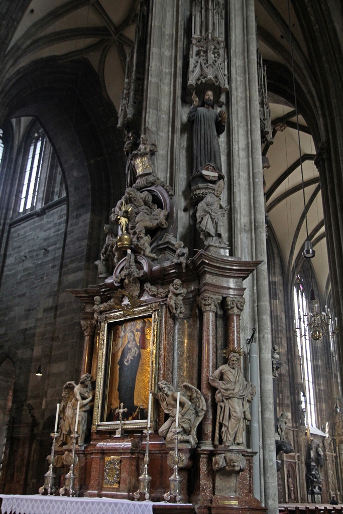 'Old Woman' Altar