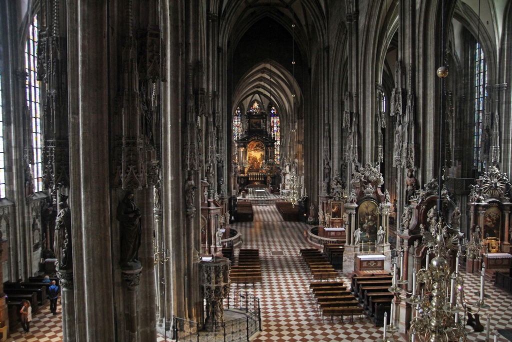 Central Nave