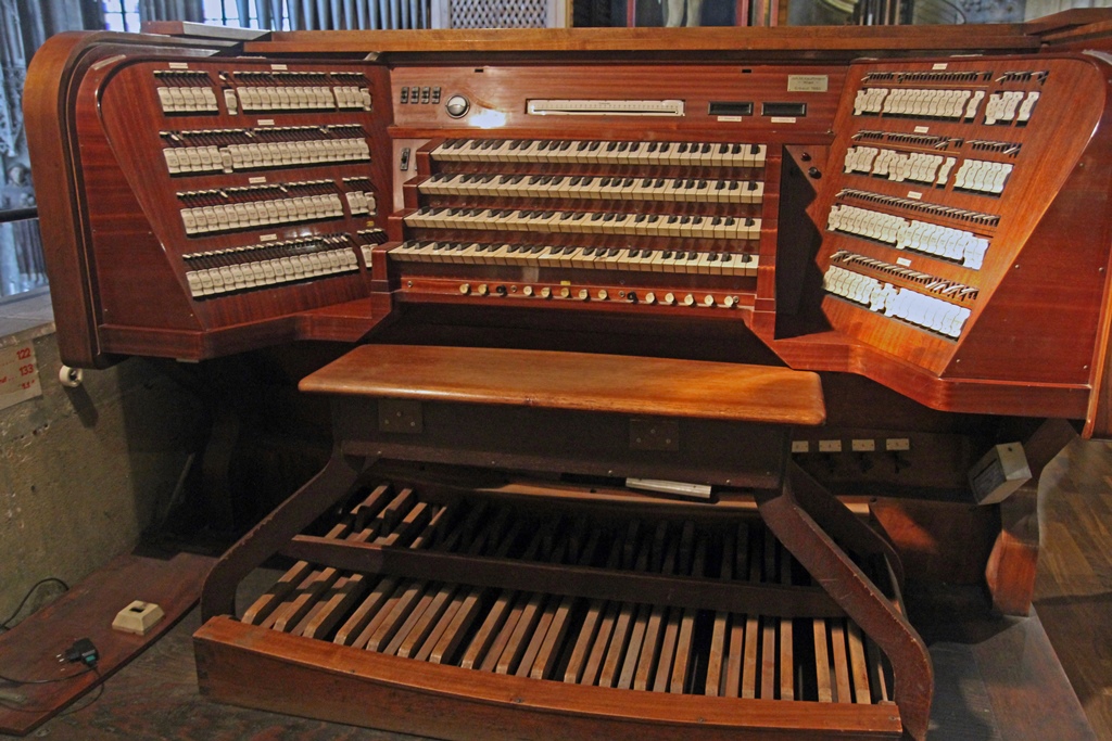 Organ Controls