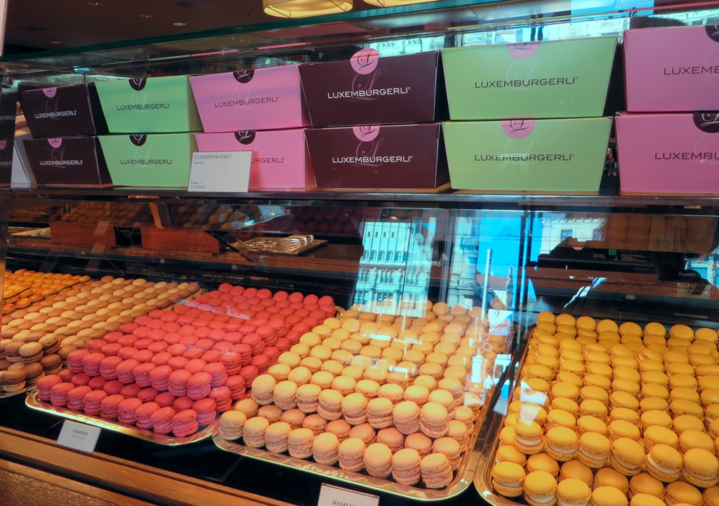 Macarons, Sprüngli Store