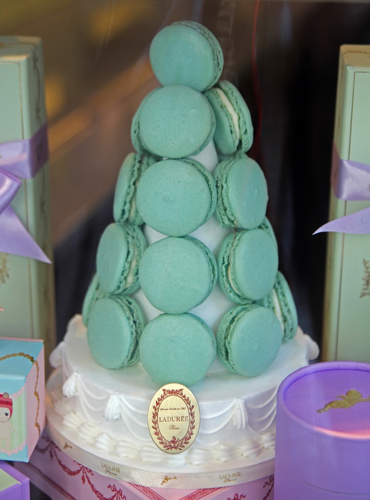 Green Macarons, Ladurée