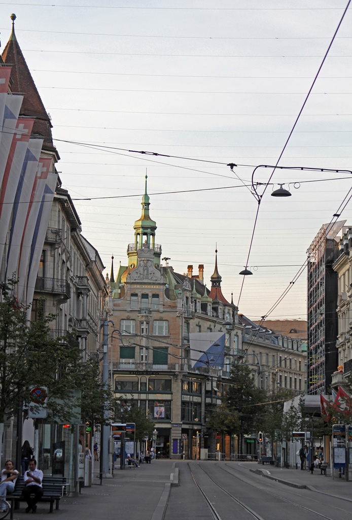 Bahnhofstrasse and Sihlstrasse