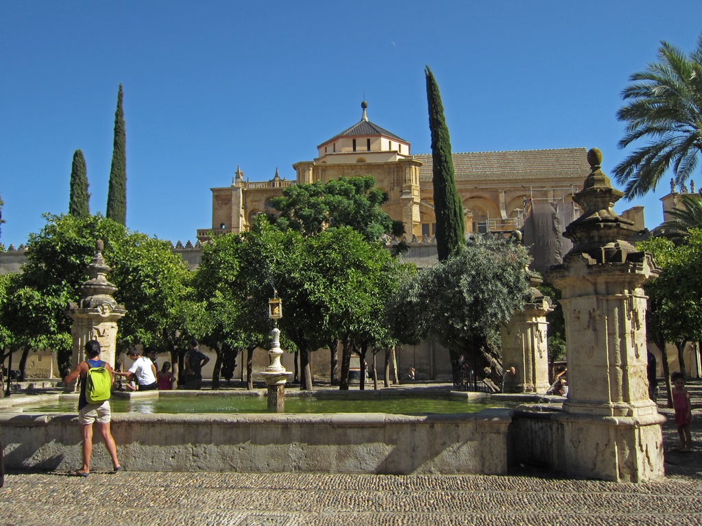 Mosque and Fountain of Santa María