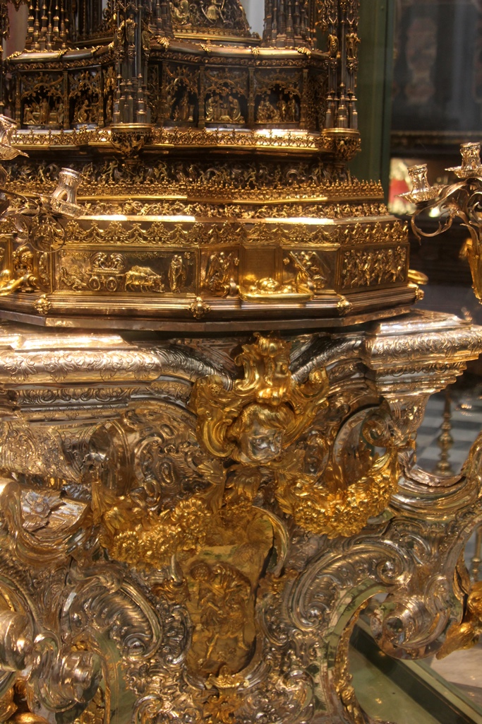 Monstrance of Arfe, detail