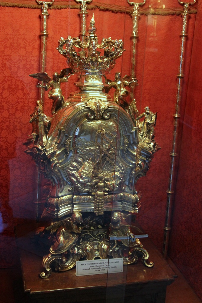Ark of Holy Thursday