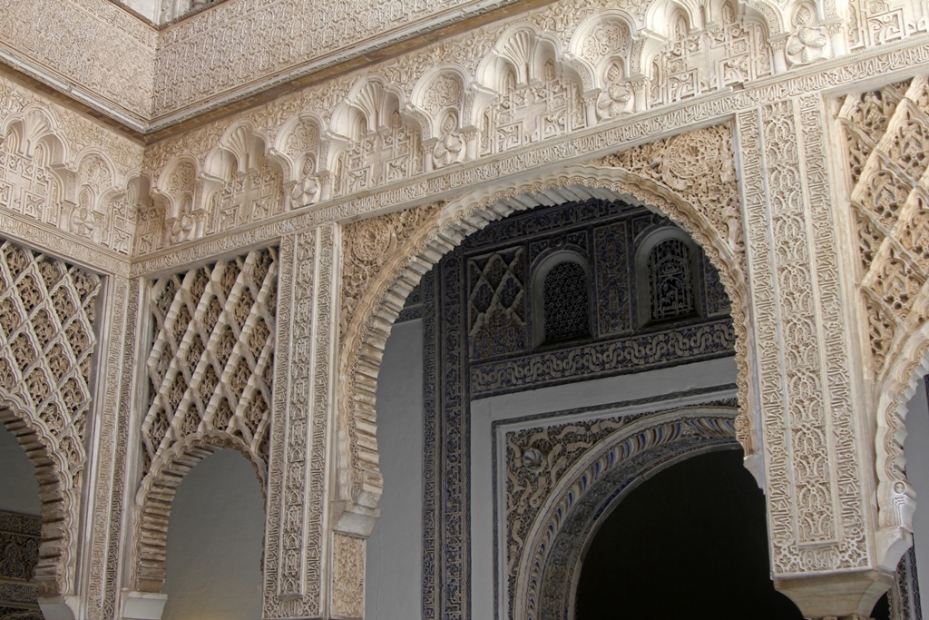 Arches, Dolls' Courtyard