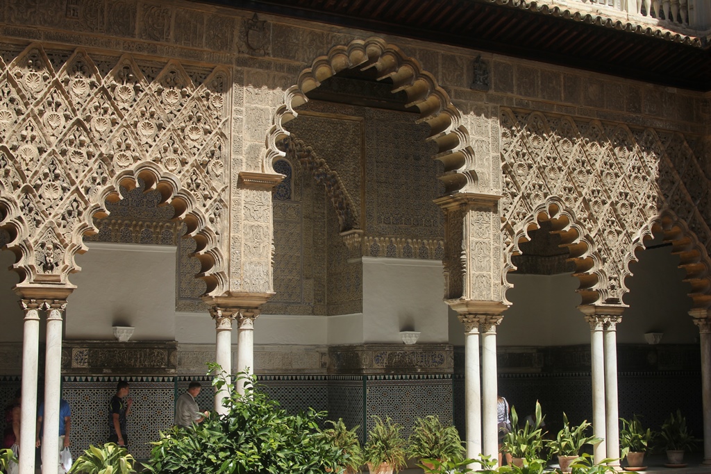 Arches, Damsels' Courtyard