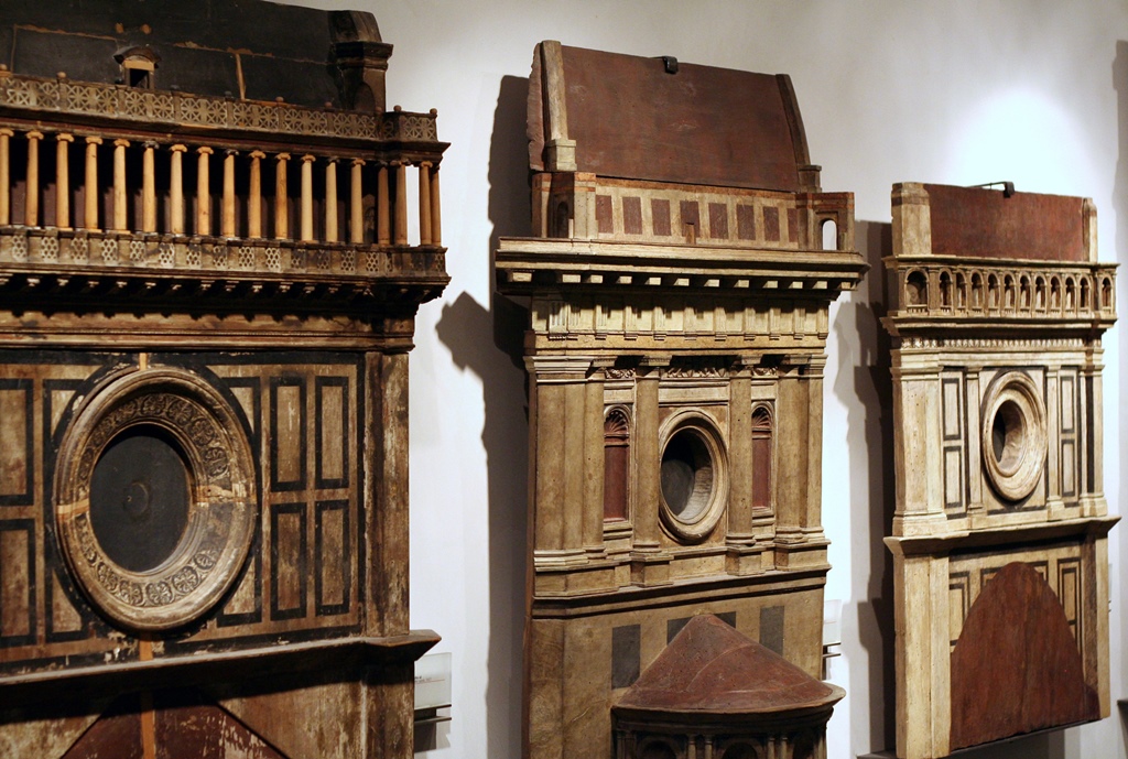 Models for Never-Completed Dome Balcony