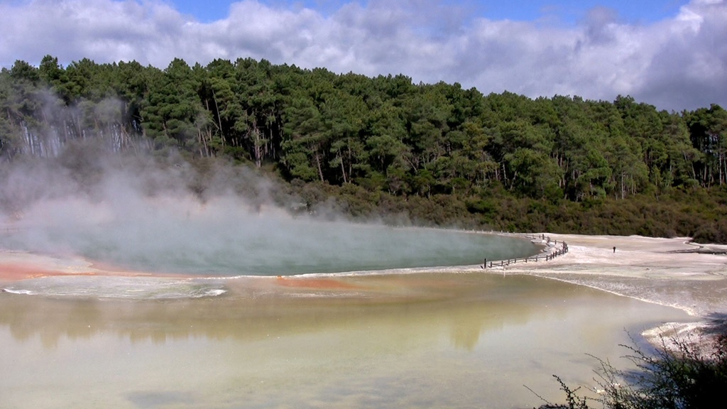 Champagne Pool
