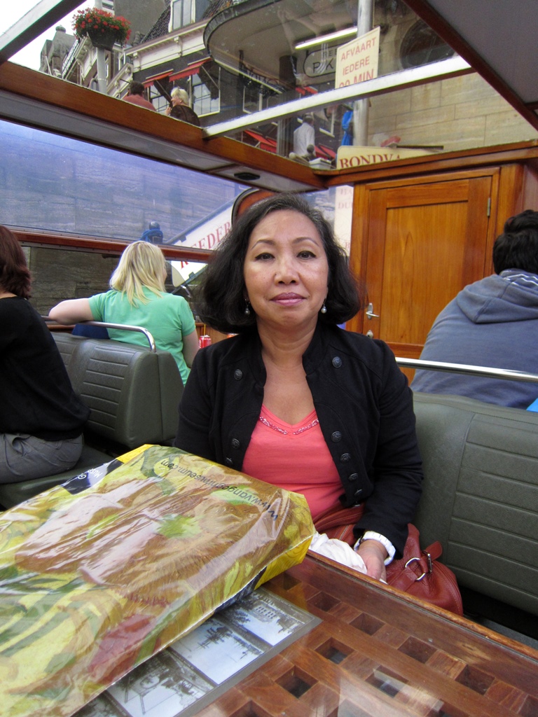 Nella on Tour Boat