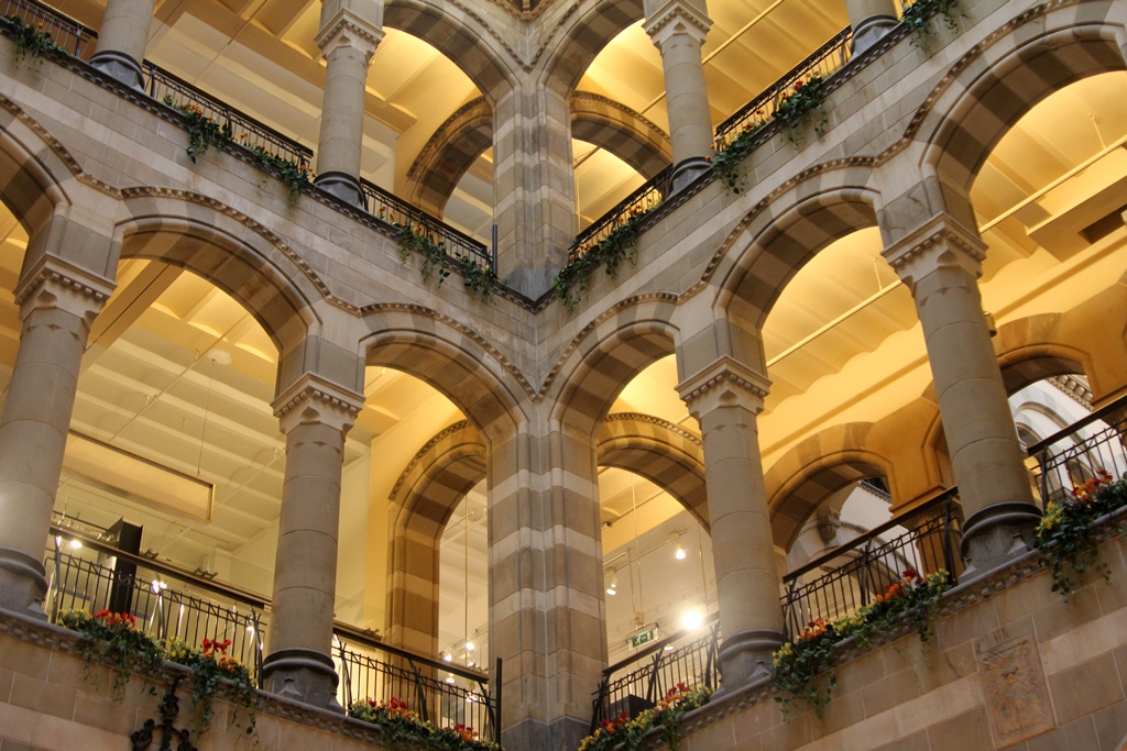 Magna Plaza