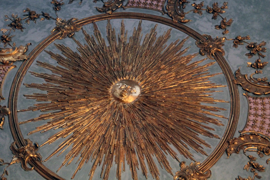 Ceiling, Library