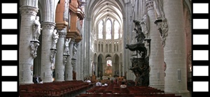 Nave, Columns and Apostle Statues