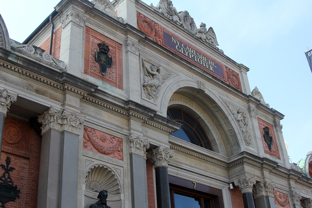 Glyptotek Entrance