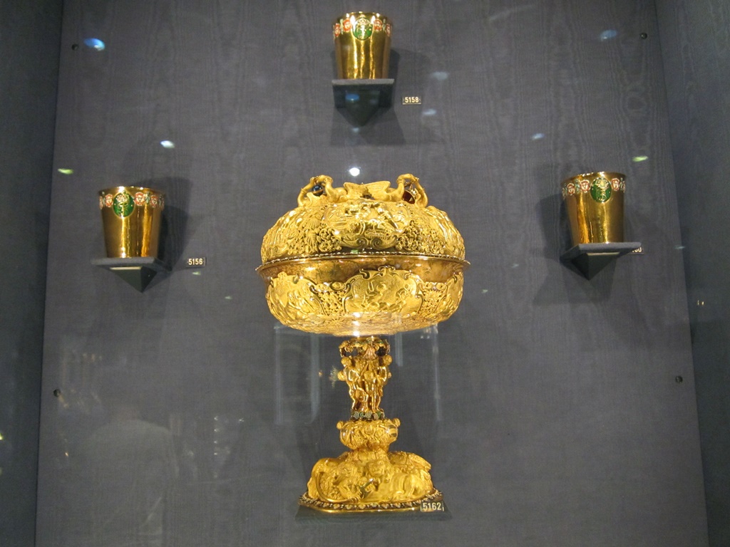 Frederik III's Coronation Set