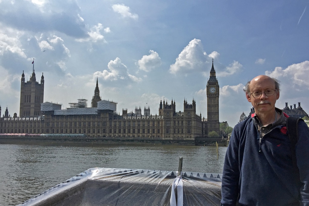 Bob and Houses of Parliament