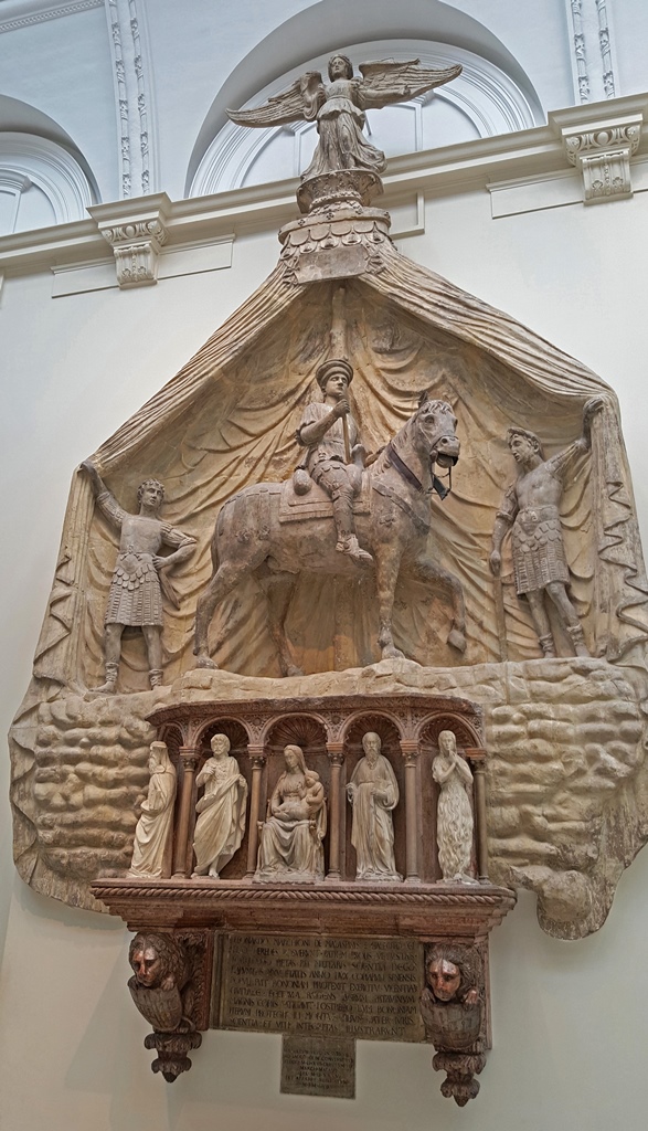Monument of Marchese Spinetta Malaspina, Verona