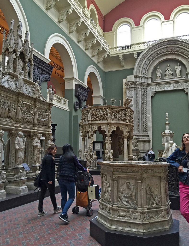 Cast Court