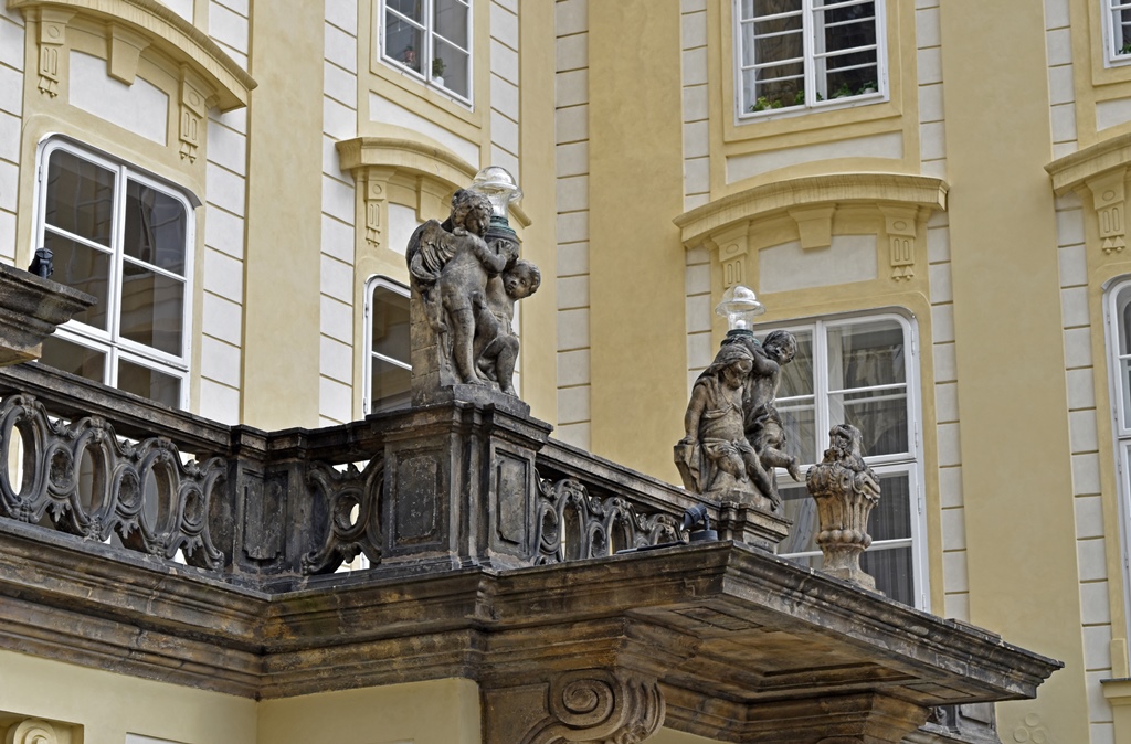 The Presidential Balcony