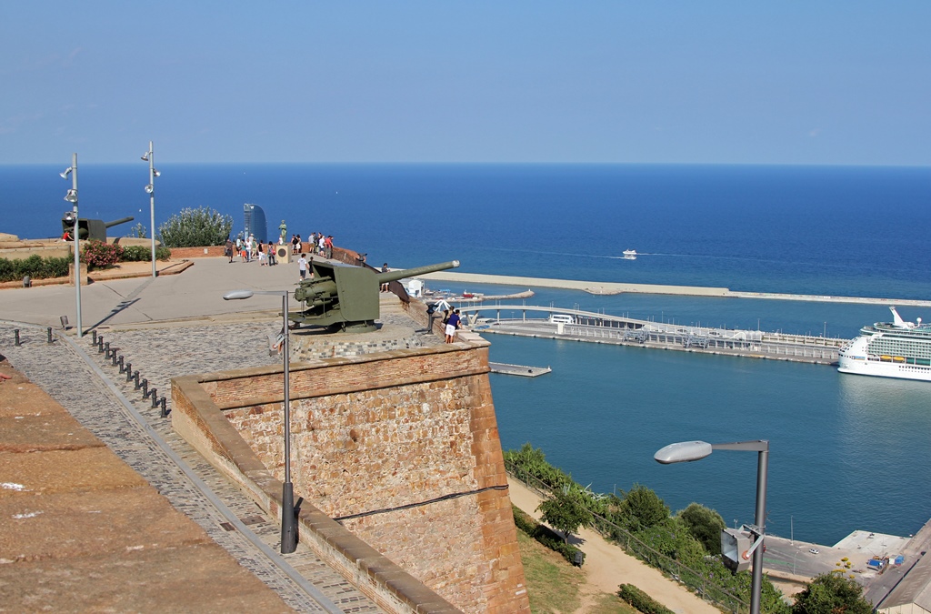 Harbor and Guns