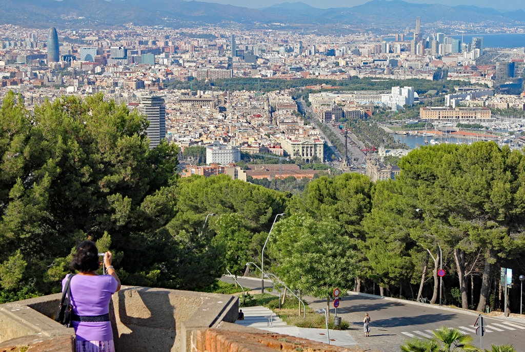 Nella and Barcelona