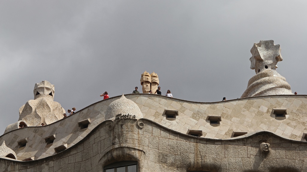 Roof with Tourists