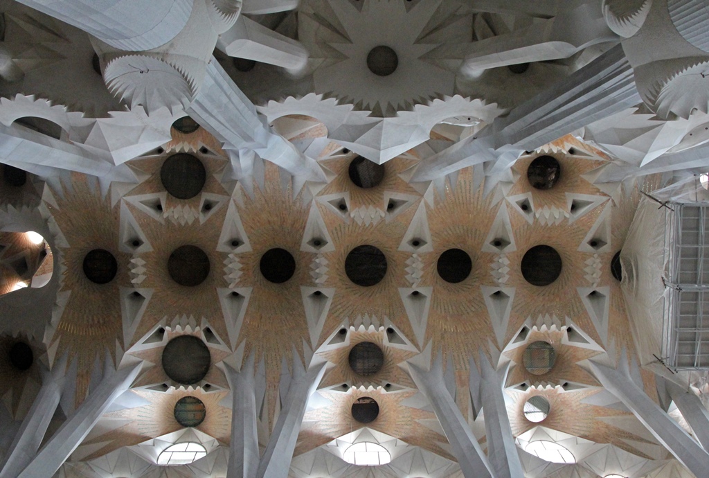 Columns and Ceiling