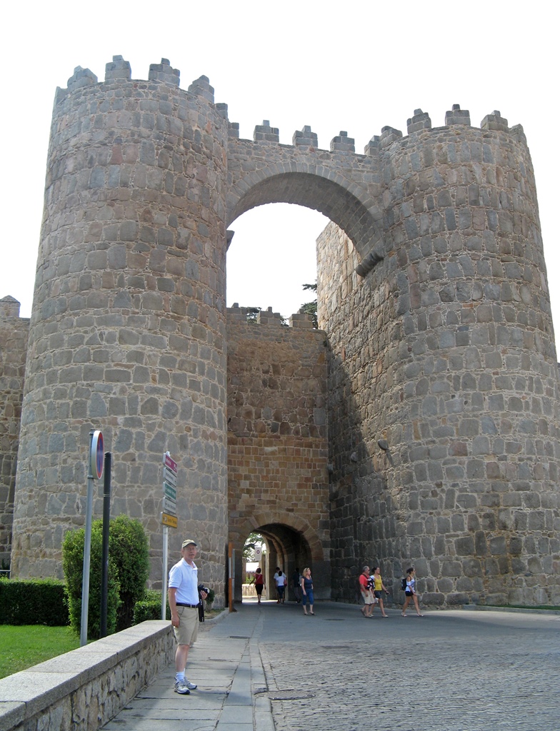 Bob with Puerta de San Vicente