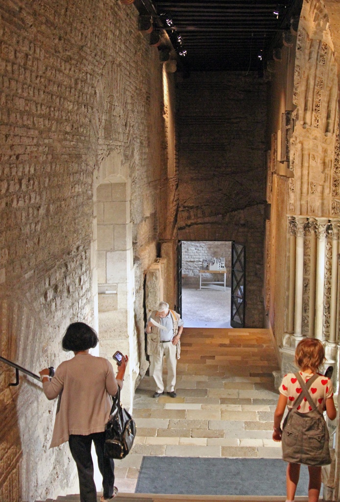 Nella Descending Staircase