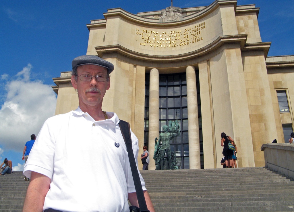 Bob and Building