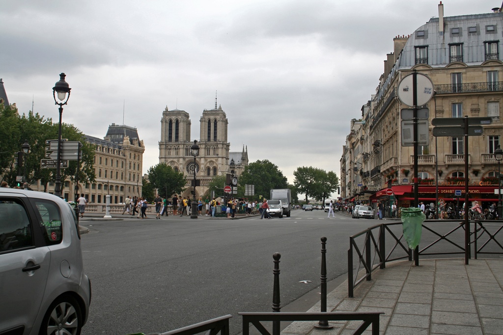 Quai St-Michel and Notre-Dame