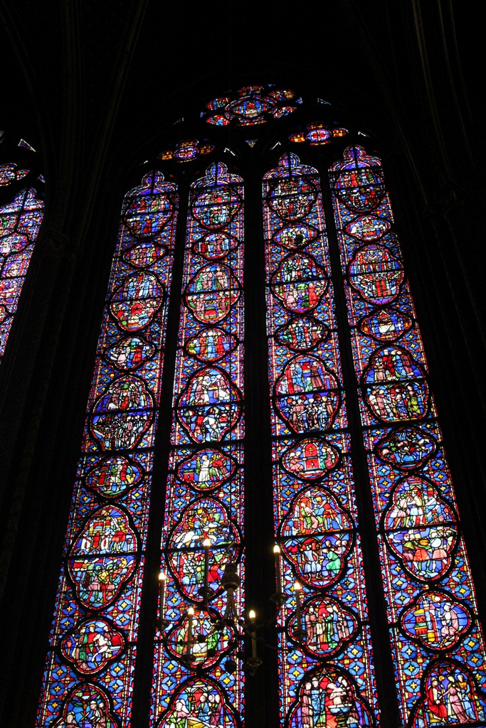 Stained Glass - History of the Holy Relics