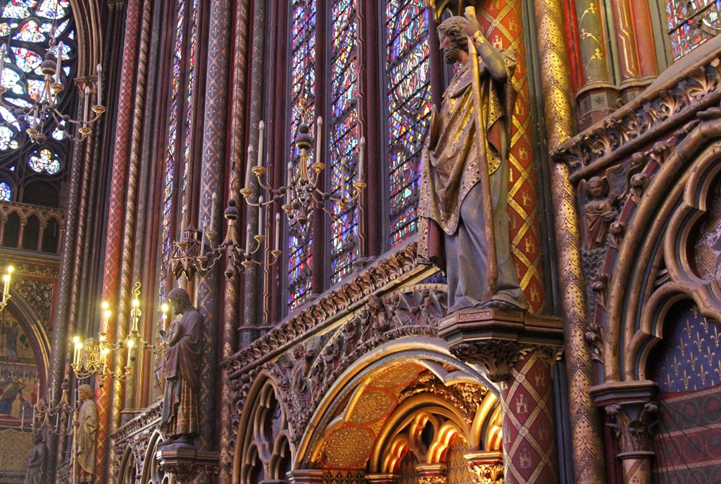Apostle Statues