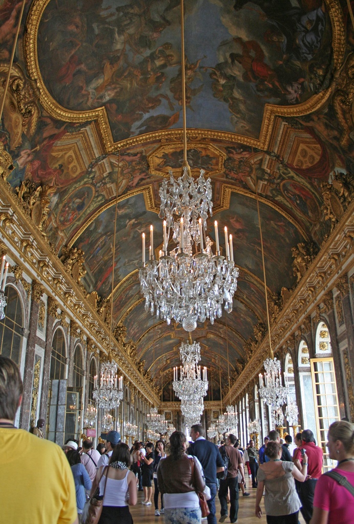 Chandeliers and Ceiling