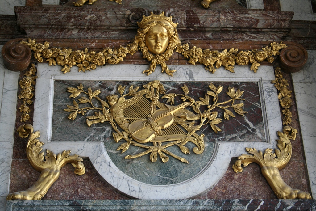 Music-Themed Decoration, Salon of Peace