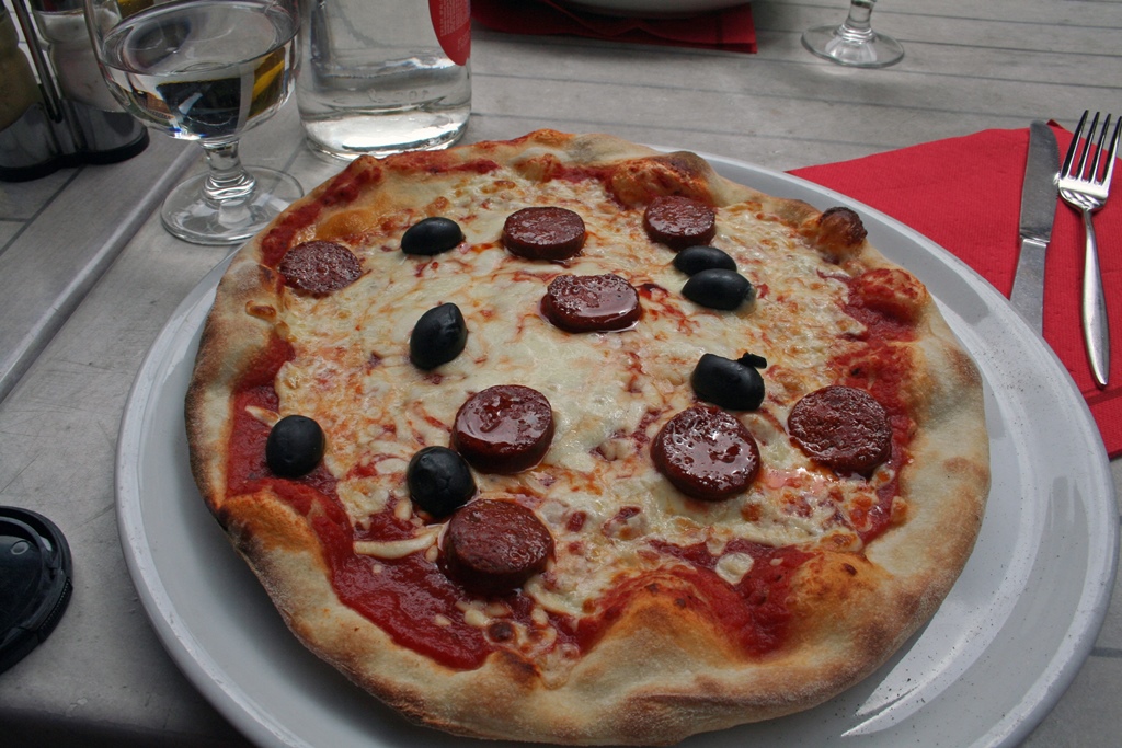 Connie's Pizza