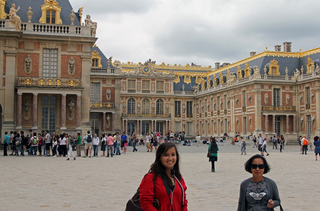 Connie and Nella in Inner Courtyard