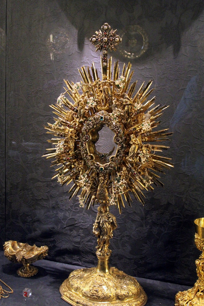 Monstrance