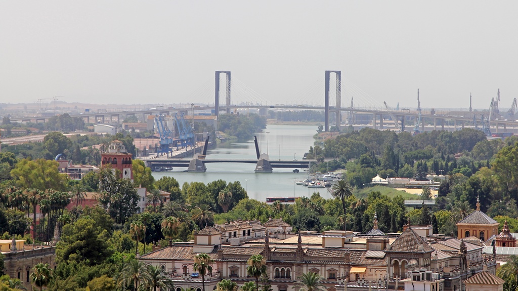 Guadalquivir River, Hotel Alfonso XIII